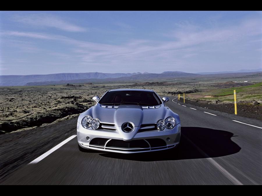  Mercedes-Benz SLR McLaren 2004 года  (фото 17 из 175)